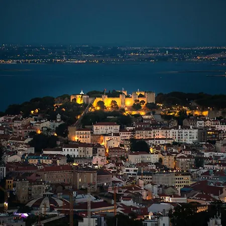 Apartament 2-bed With Cozy Private Terrace At Intendente *