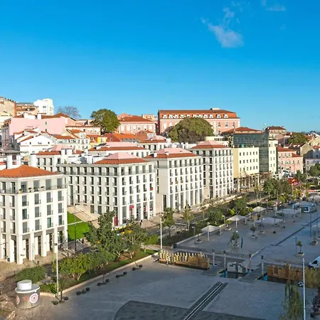 2-bed With Cozy Private Terrace At Intendente Lisboa