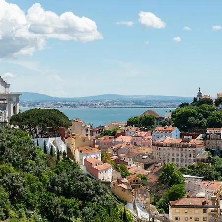 2-bed With Cozy Private Terrace At Intendente شقة Lisboa