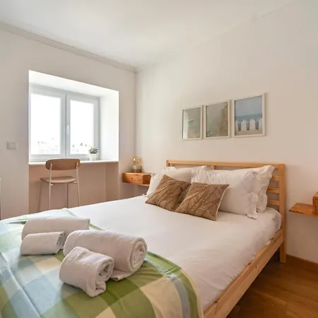 2-bed With Cozy Private Terrace At Intendente Appartement Lisboa