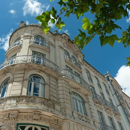 Апартаменты 2-bed With Cozy Private Terrace At Intendente Лиссабон