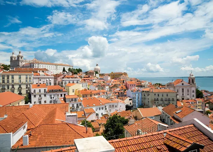 Apartment 2-bed With Cozy Private Terrace At Intendente Lisbon