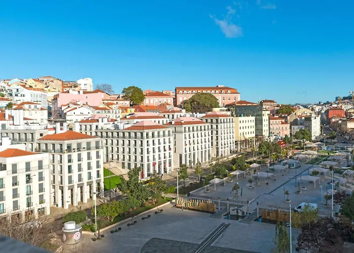 2-bed With Cozy Private Terrace At Intendente Lisbon